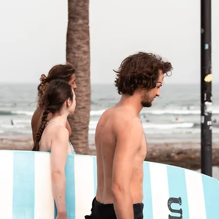 מלון Adeje - Twinfin & Surf Yoga Camp קיאו סלבאחה