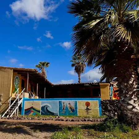 Twinfin Yoga Y Surfcamp - Adeje 2*