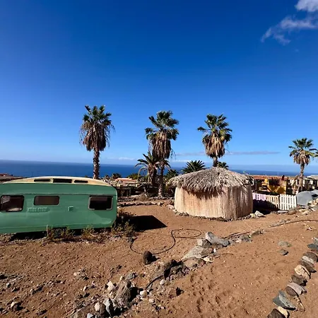 Twinfin Yoga Y Surfcamp - Adeje Hotel