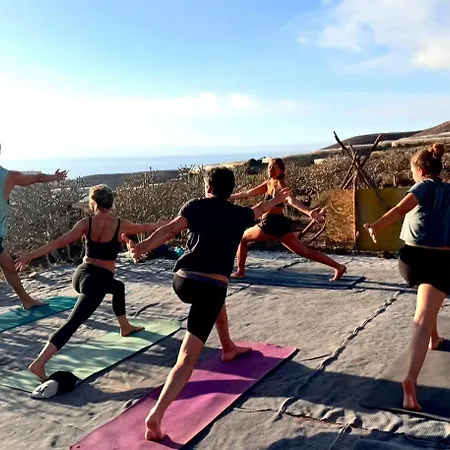 Hotel Twinfin Yoga Y Surfcamp - Adeje