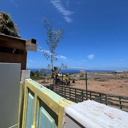 Adeje - Twinfin & Surf Yoga Camp קיאו סלבאחה