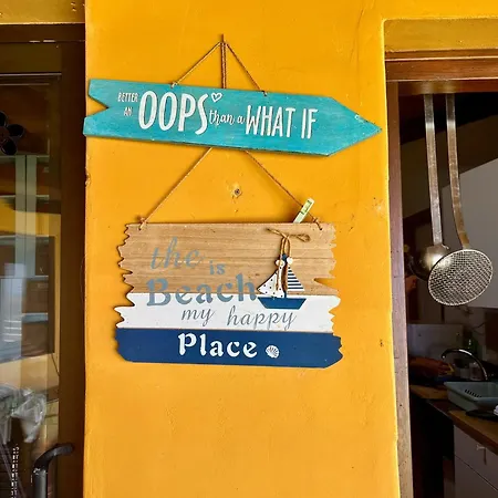 Adeje - Twinfin & Surf Yoga Camp מלון 2*